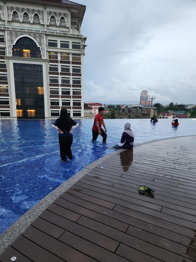 Nusa Luxurious Suite โกตาบารู ภายนอก รูปภาพ
