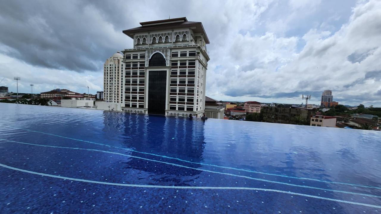 Nusa Luxurious Suite โกตาบารู ภายนอก รูปภาพ
