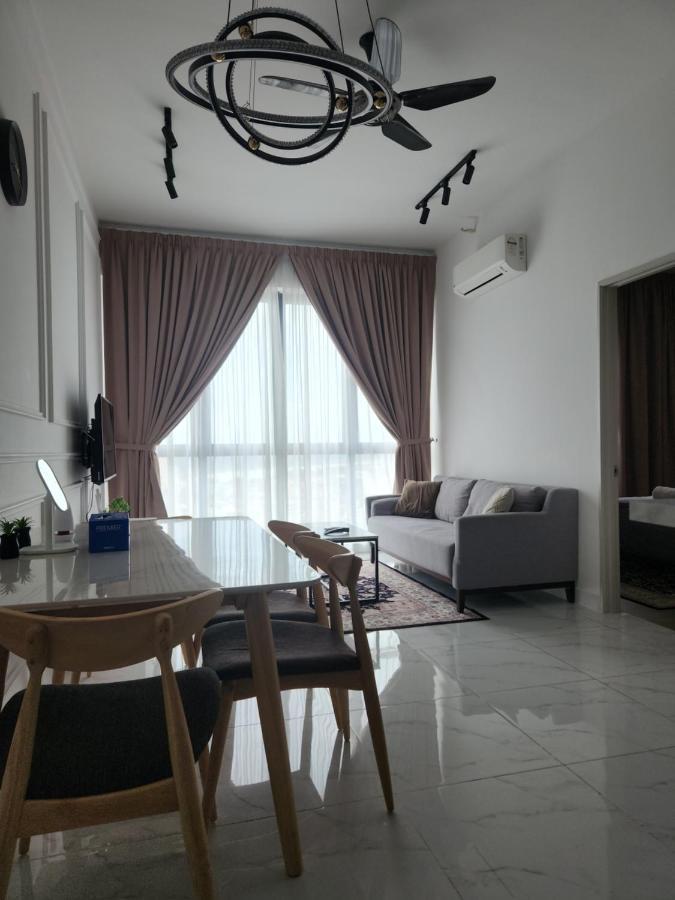 Nusa Luxurious Suite โกตาบารู ภายนอก รูปภาพ
