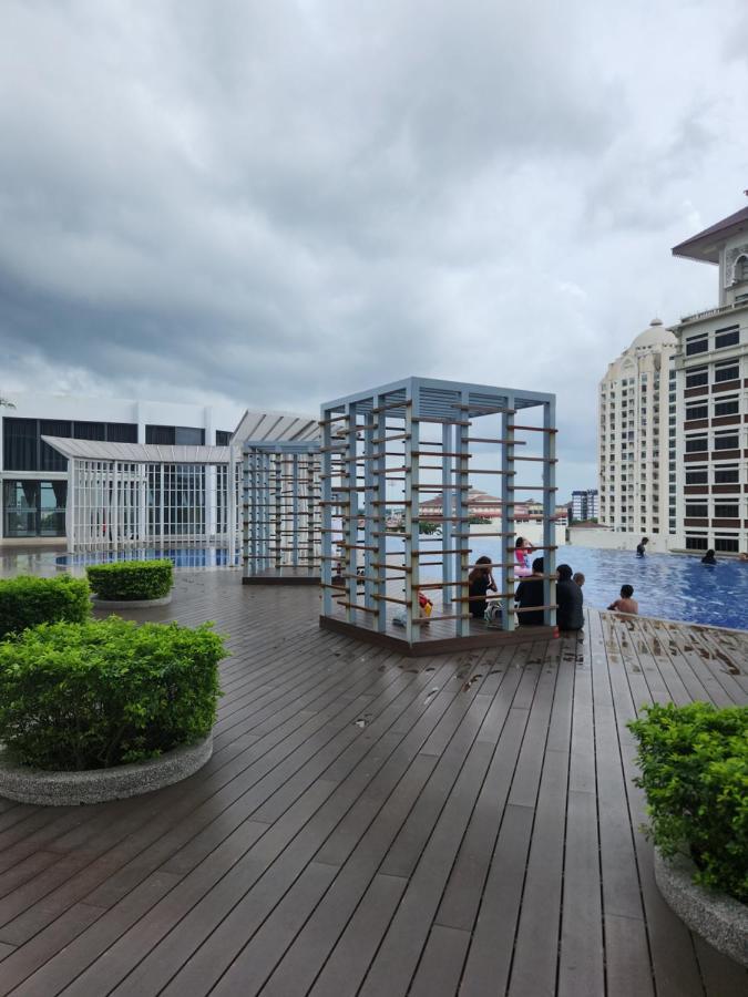 Nusa Luxurious Suite โกตาบารู ภายนอก รูปภาพ