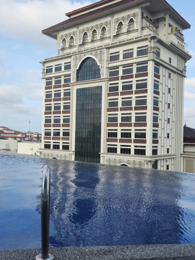Nusa Luxurious Suite โกตาบารู ภายนอก รูปภาพ