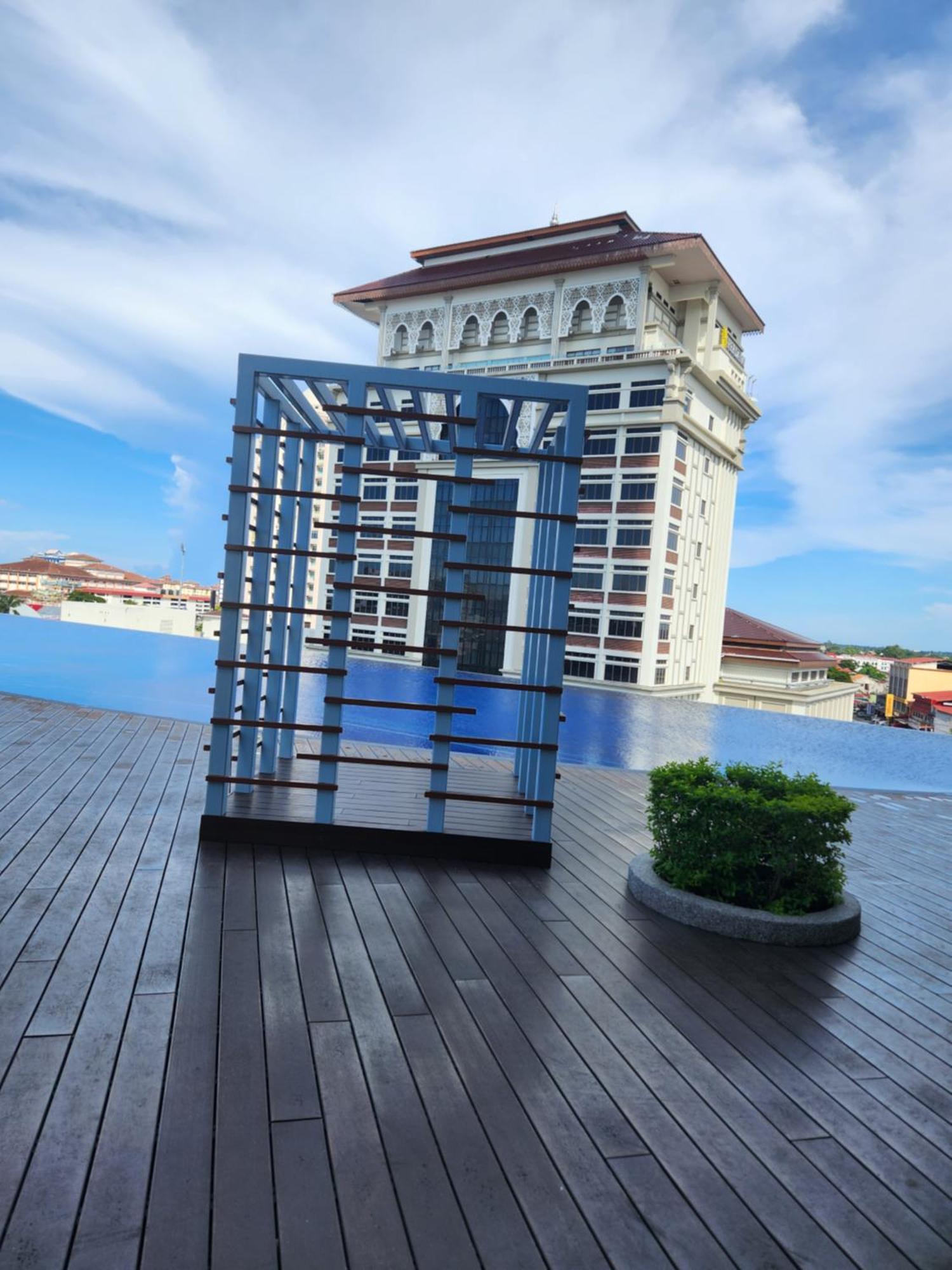 Nusa Luxurious Suite โกตาบารู ภายนอก รูปภาพ